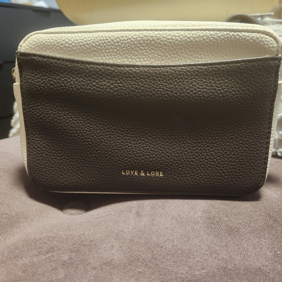 Love & Lore Purse And Wallet Set NWT - Picture 2 of 6